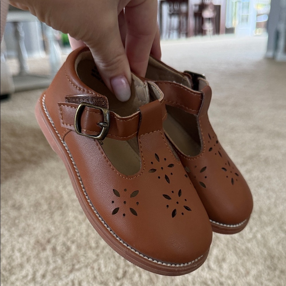 Charming Tan Kids Dress Shoes with Buckle